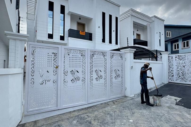 5 Bedroom Fully Detached Duplex for Sale in Omole Phase 1
