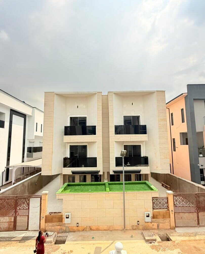 4 Bedroom Semi-Detached Duplex  for Sale in Ikeja GRA