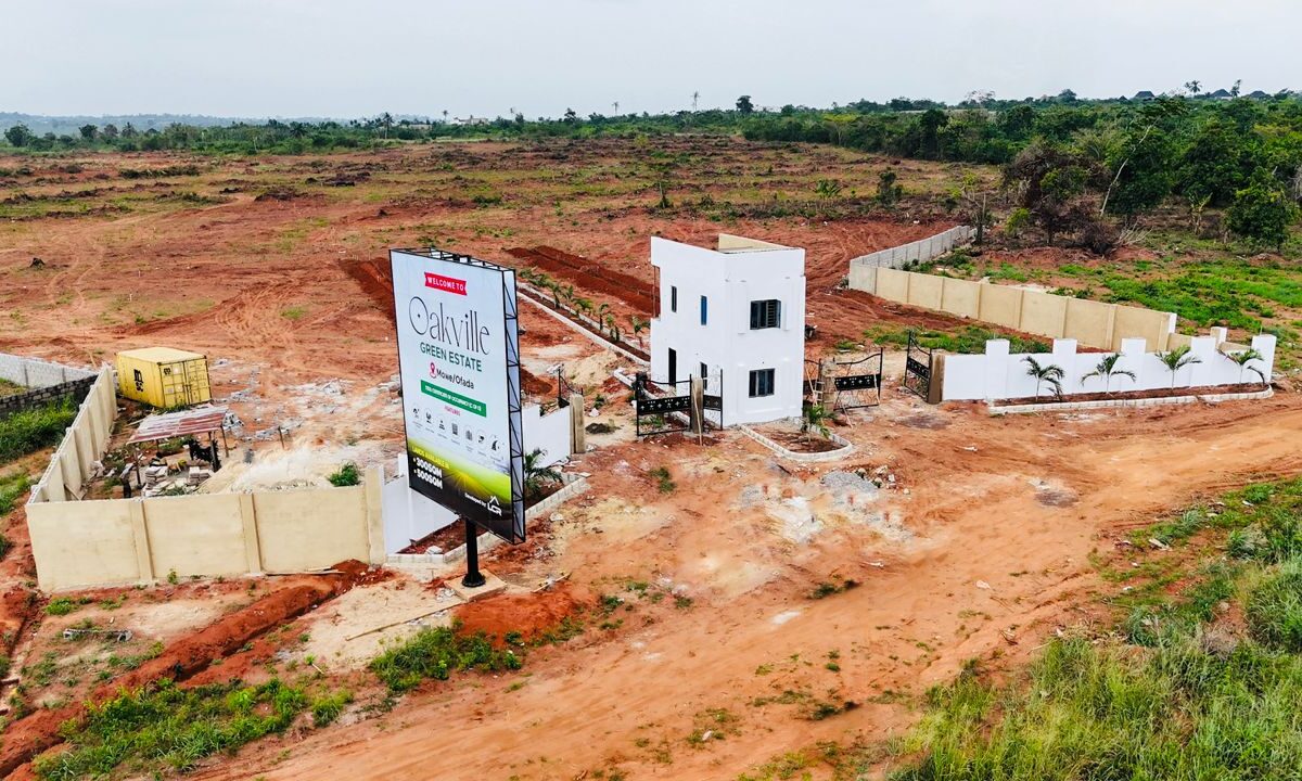 Oak Ville Estate Mowe